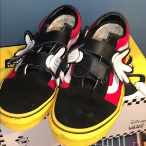 COPY - COPY - Kids Mickey sneakers